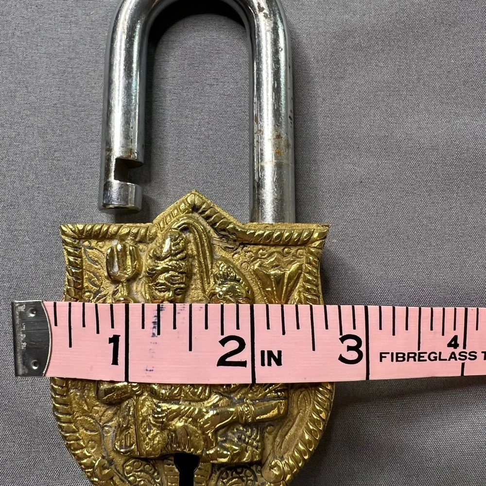 Vintage Solid Brass Indian Padlock w/ Keys – Hindu Motif – Heavy Decorative Lock - Picture 10 of 11